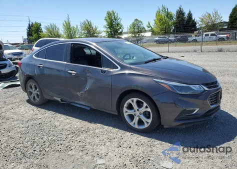 2017 Chevrolet Cruze Premier из США, поврежденный, VIN 1G1BF5SM0H7241153